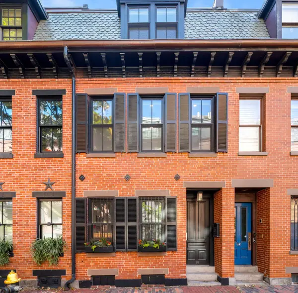 12 1/2 Lawrence, Boston, MA 02116