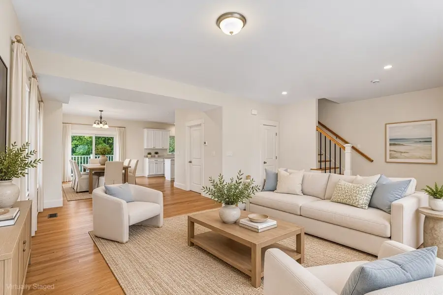 76 Valmor St, Worcester, MA 01604 - #3