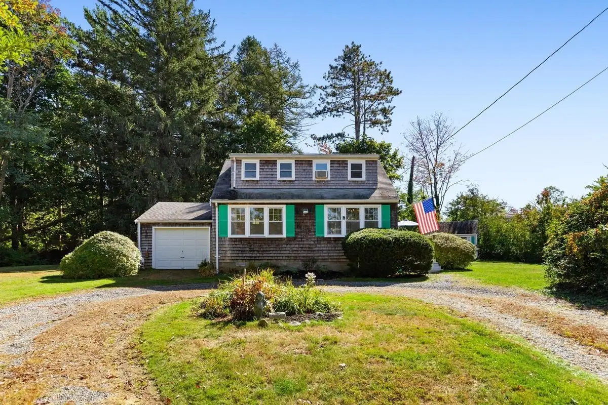8 Bayfield Road, Gloucester, MA 01930 - #1