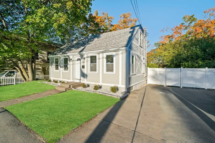 1429 Pleasant Street, Weymouth, MA 02189 - #2
