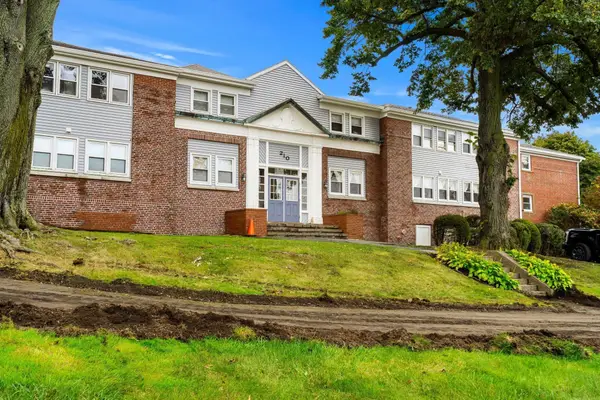 210 Washington St #11, Peabody, MA 01960