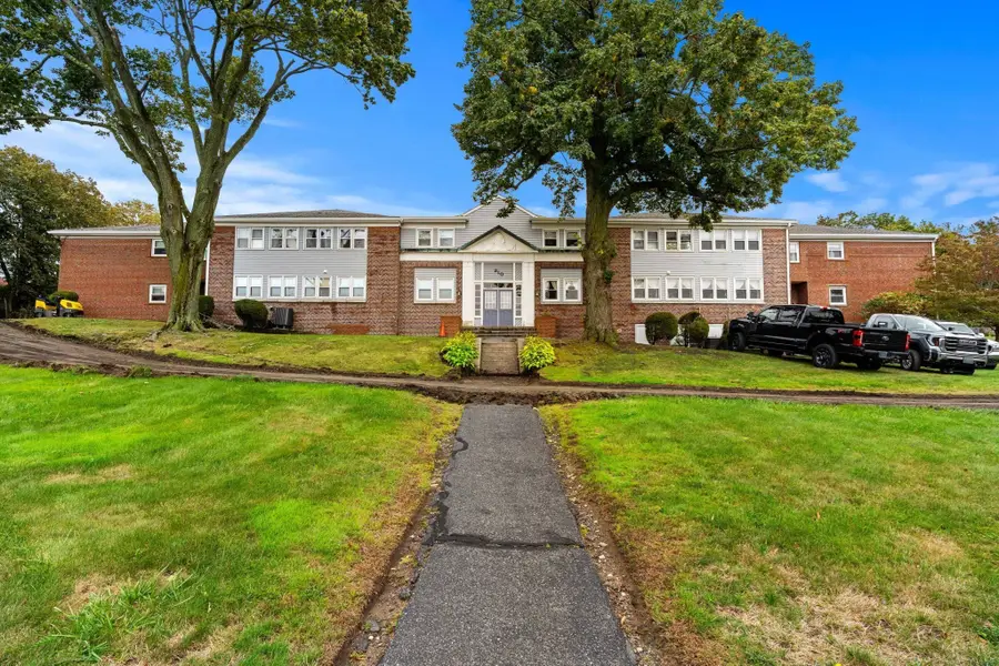 210 Washington St #11, Peabody, MA 01960 - #2