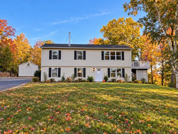 210 Pine Hill Rd, Russell, MA 01071