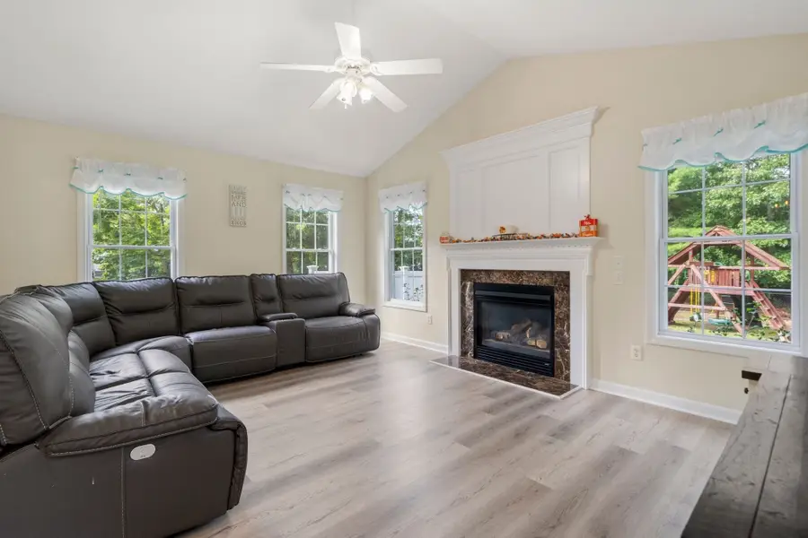 3 Autumn Dr, Wareham, MA 02576 - #2
