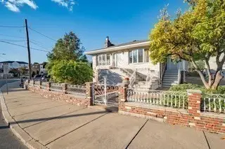 21 Annese Rd, Chelsea, MA 02150 - #1