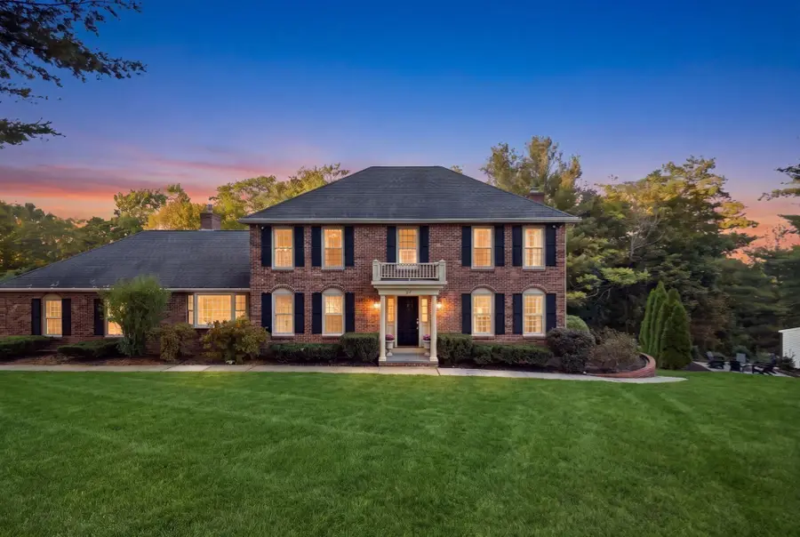 37 Smithshire Est, Andover, MA 01810 - #3