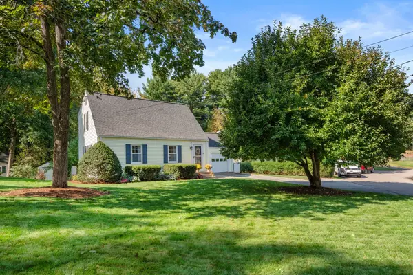9 Pocahontas, Walpole, MA 02081