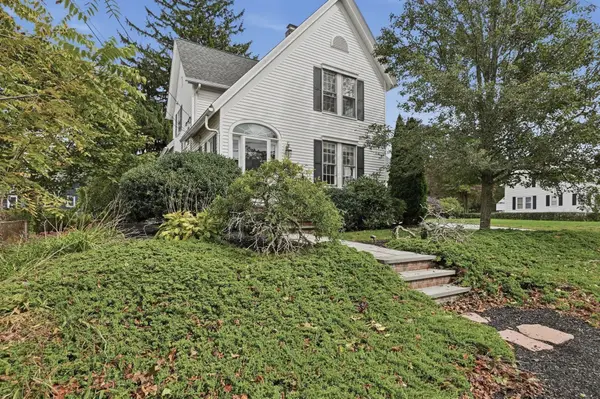 12 Exeter Street, Marlborough, MA 01752