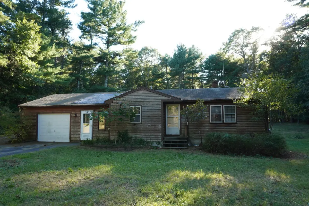 280 Oak St, Halifax, MA 02338 - #1