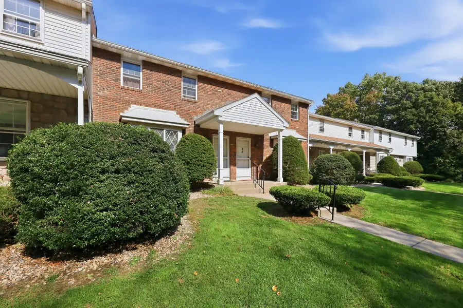 84 Fuller St #5, Ludlow, MA 01056 - #2