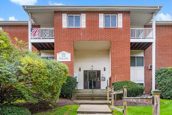 22 Dailey St #L, Attleboro, MA 02703