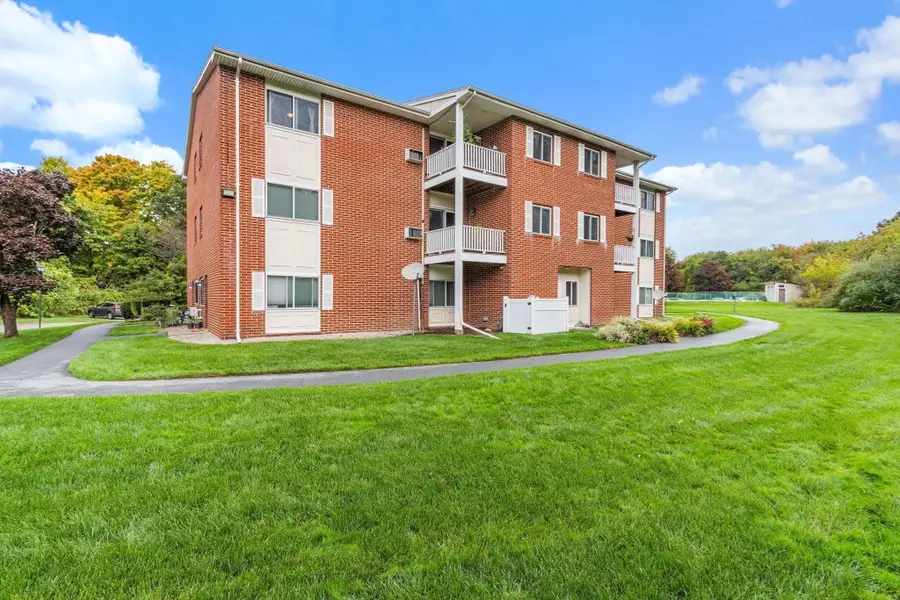 22 Dailey St #L, Attleboro, MA 02703 - #3
