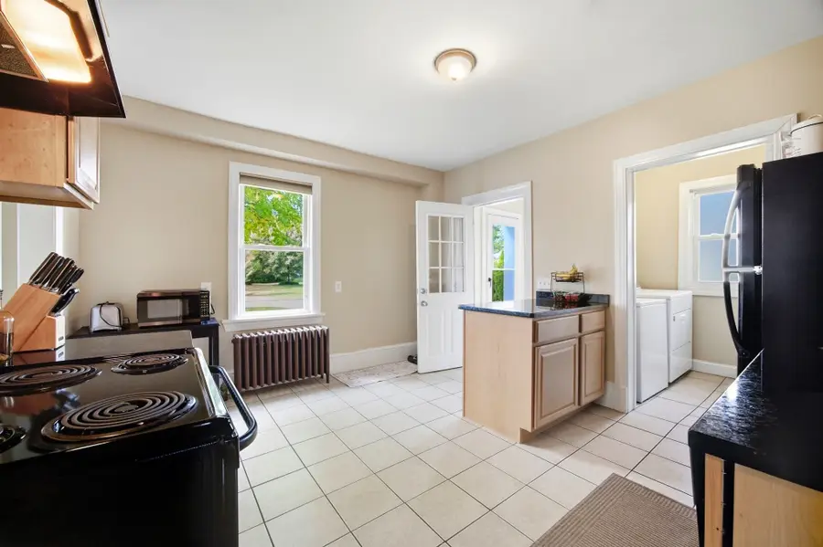 52 North St, Agawam, MA 01001 - #3