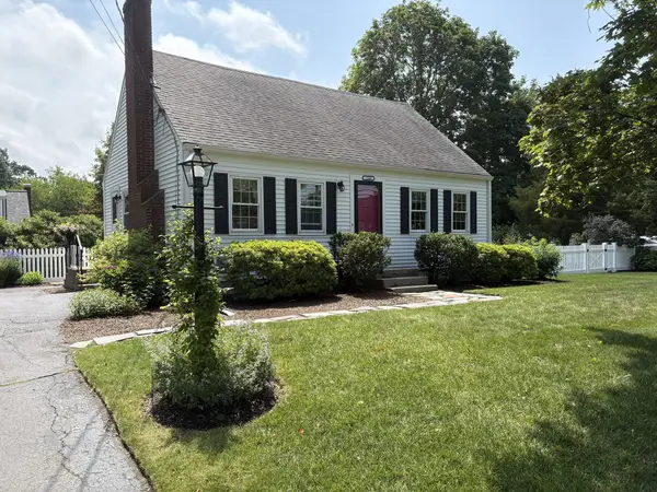 1566 Main Street, Walpole, MA 02081