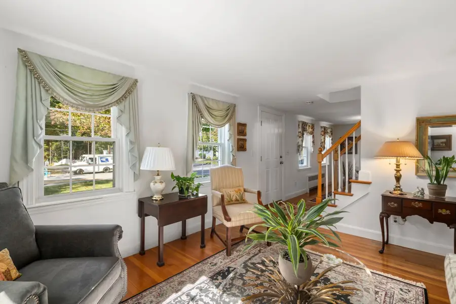 1566 Main Street, Walpole, MA 02081 - #2
