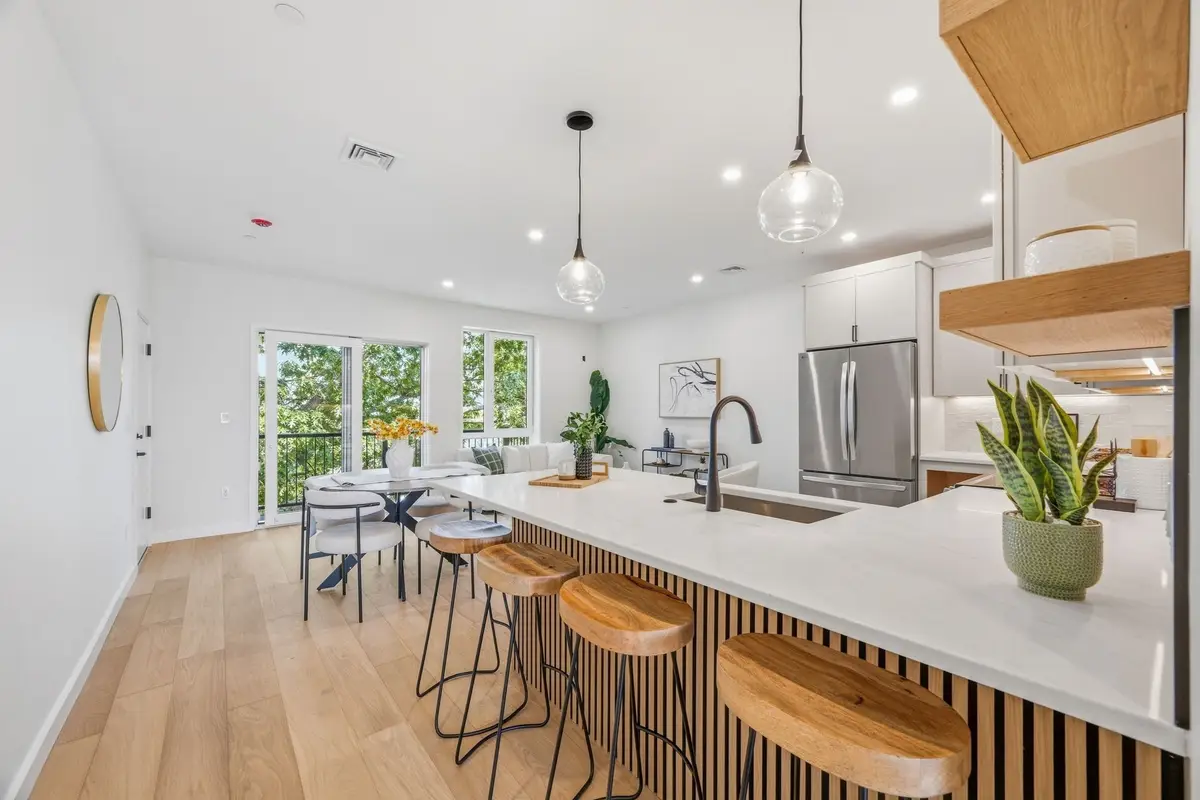 374 Athens Street #2, Boston, MA 02127 - #1