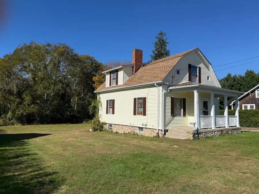 381 Slocum Rd, Dartmouth, MA 02747 - #3