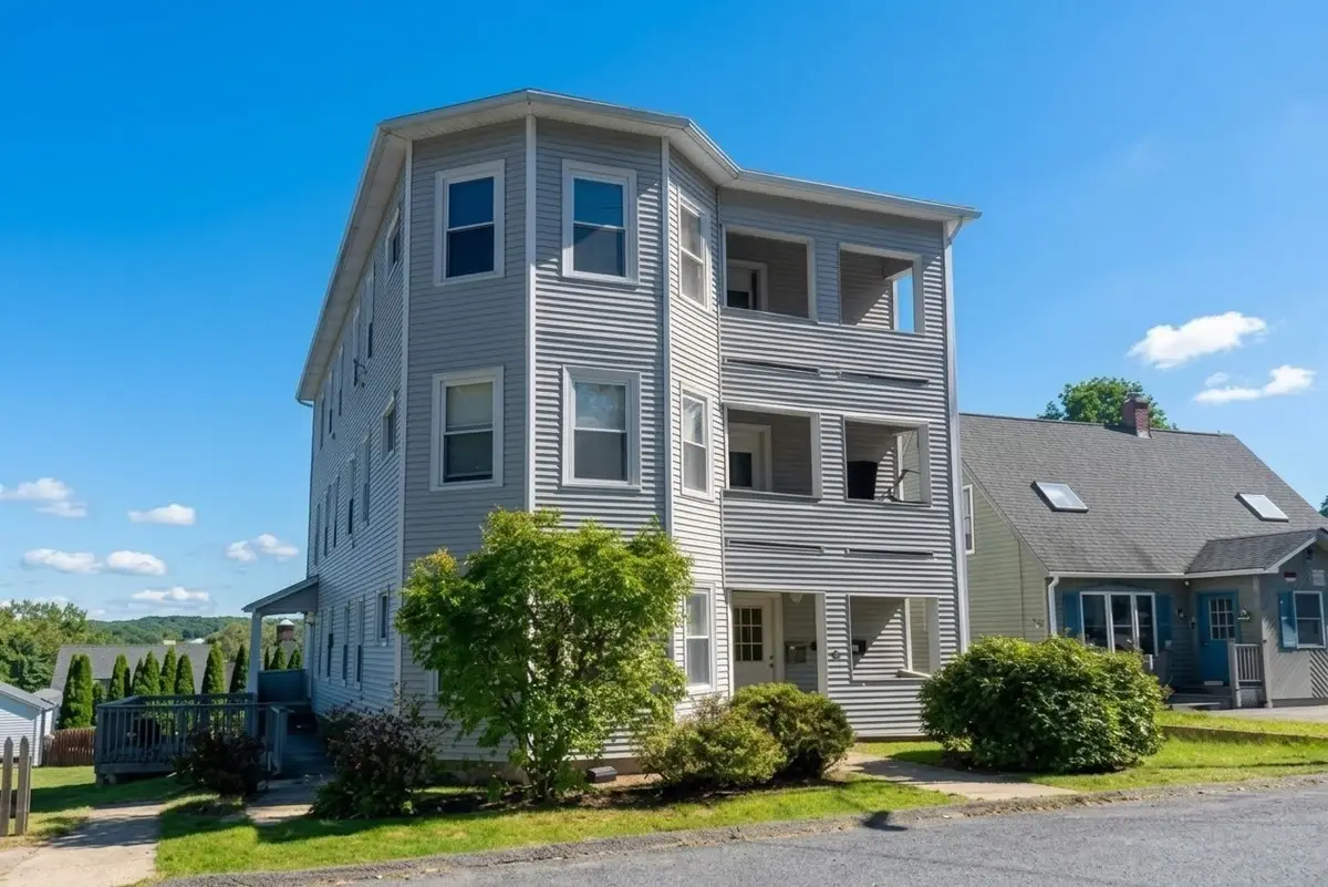 15 Carlstad St, Worcester, MA 01607 - #1