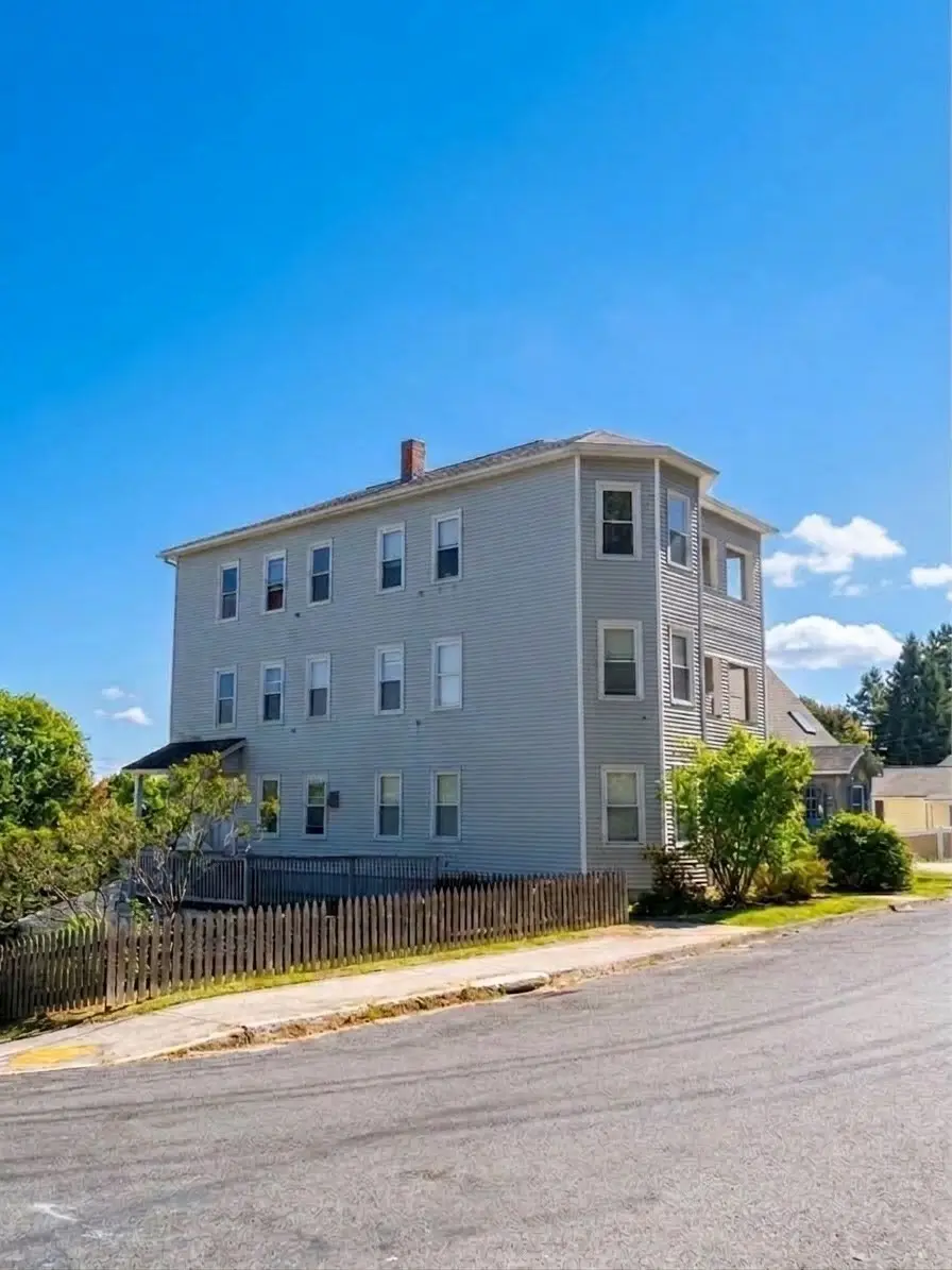 15 Carlstad St, Worcester, MA 01607 - #2