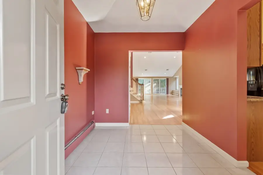 1102C Ridgefield Cir #1102C, Clinton, MA 01510 - #3