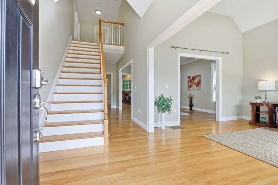 1 Martha Ln, Acton, MA 01720 - #2