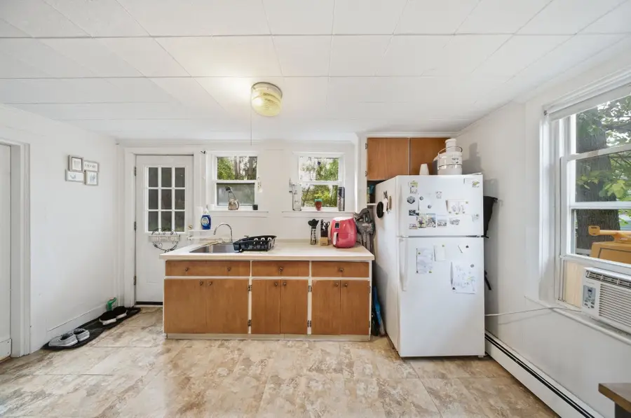 27 Mechanic St, Foxboro, MA 02035 - #3