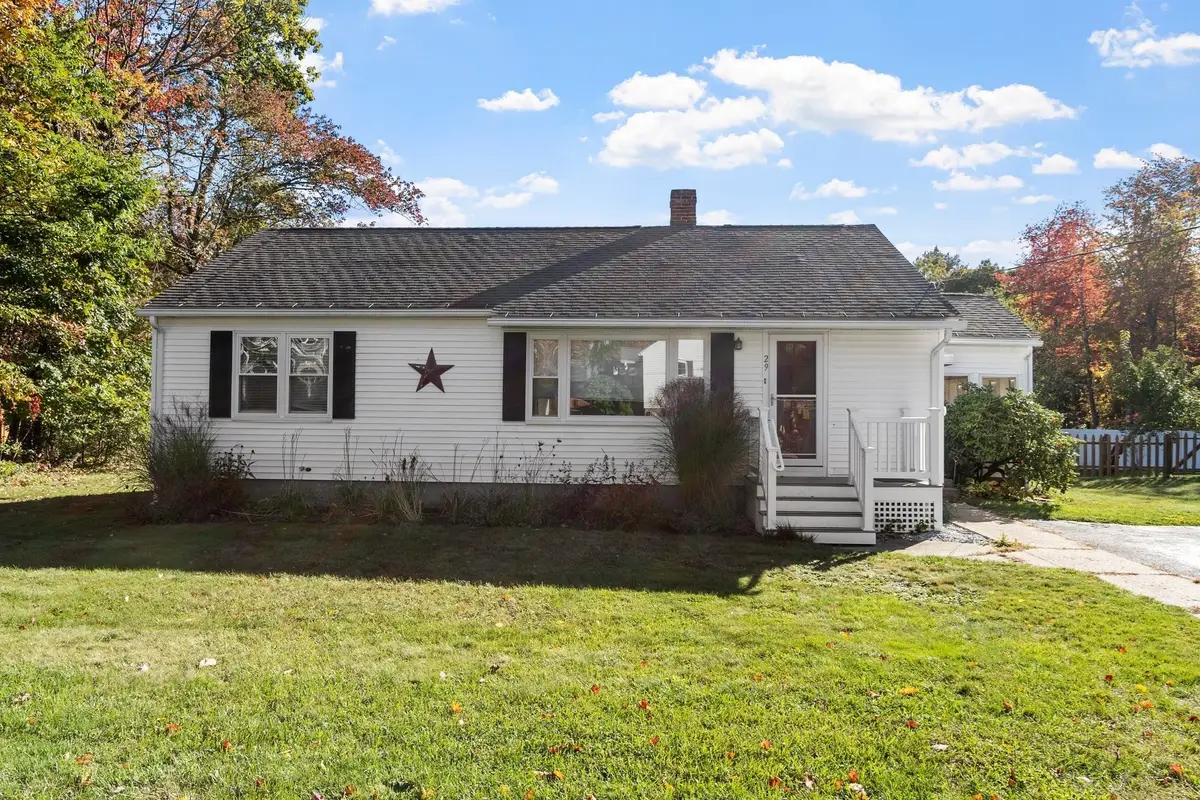 29 Elizabeth St, Gardner, MA 01440 - #1