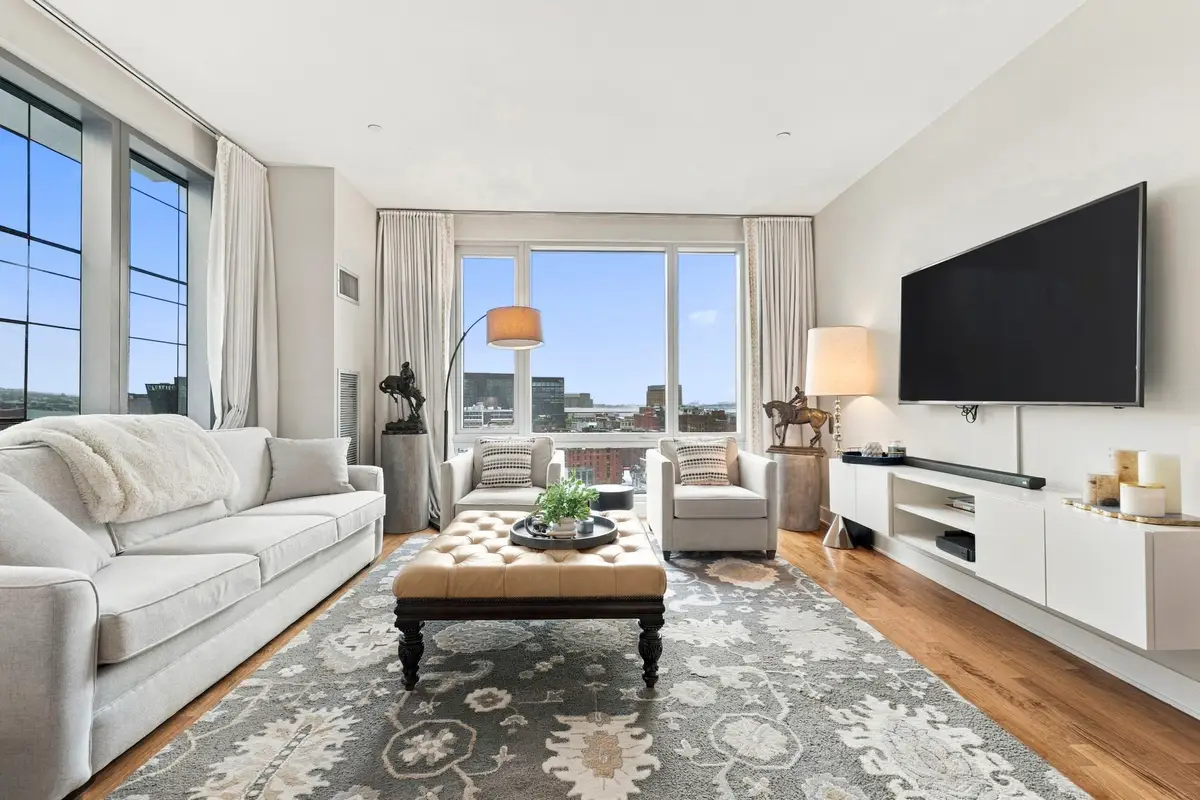500 Atlantic Ave #15L, Boston, MA 02210 - #1