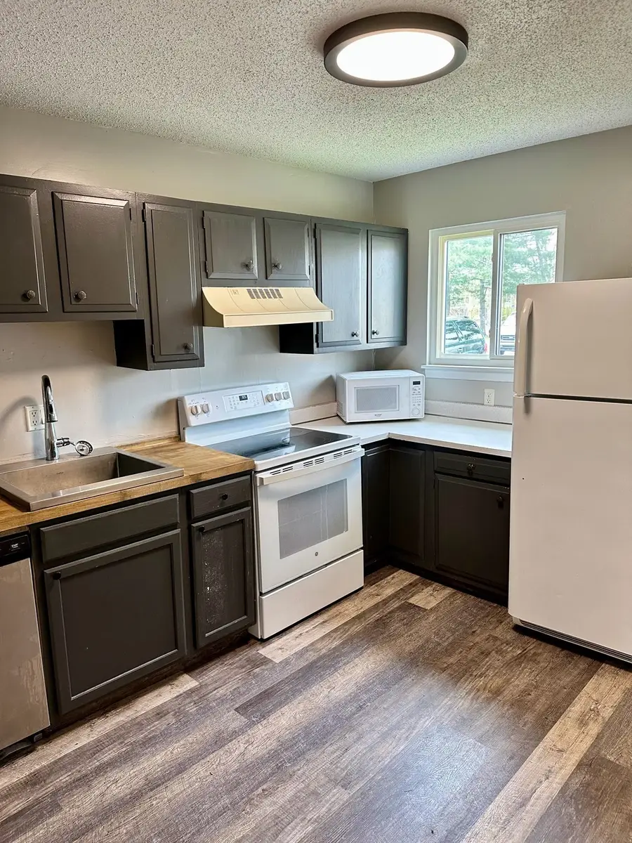 170 E Hadley Rd #29, Amherst, MA 01002 - #2