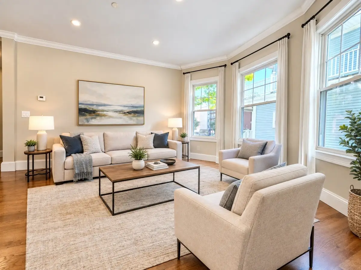 152 Washington St #1, Boston, MA 02135 - #1