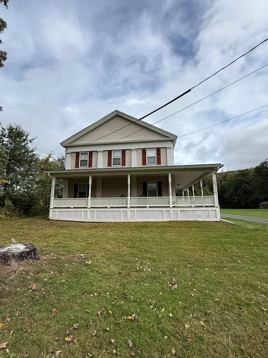 130 N Main St, Deerfield, MA 01342 - #3