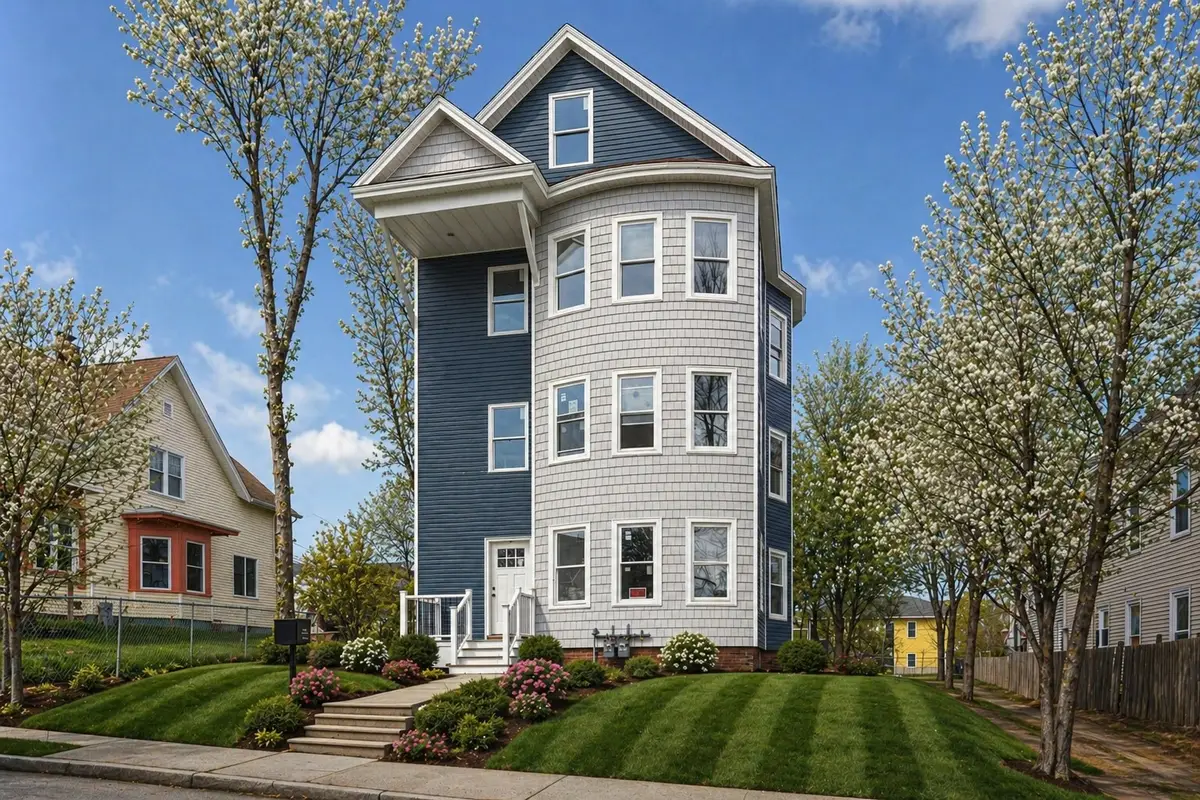 39 Gates St, Worcester, MA 01610 - #1