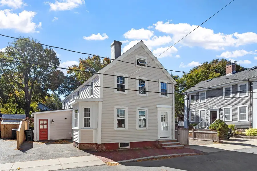 58 Temple St, Newburyport, MA 01950 - #2