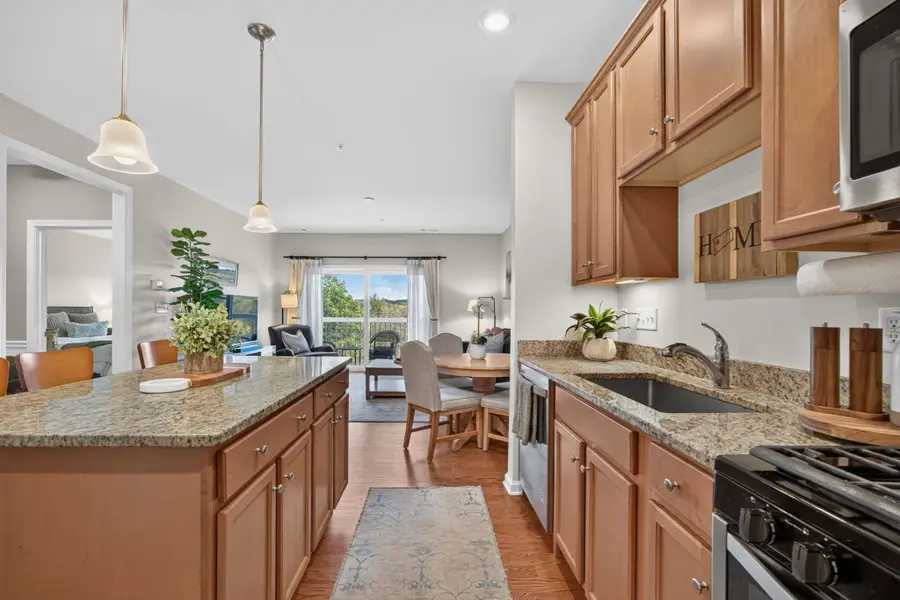 130 University Ave #1210, Westwood, MA 02090 - #2