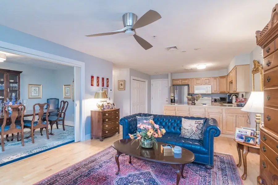 25 Greenleaves Dr #529, Amherst, MA 01002 - #2