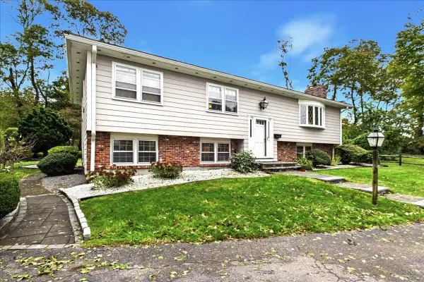 36 Christine Terrace, Weymouth, MA 02190