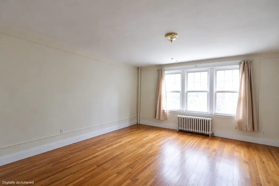407 Washington St #2, Brookline, MA 02446 - #3