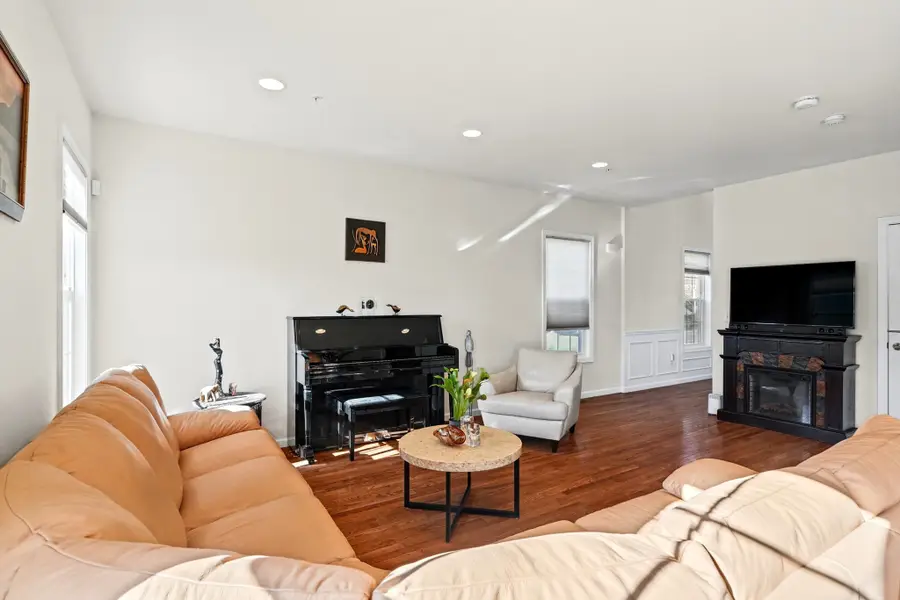 22 Kendall Ct #22, Bedford, MA 01730 - #3