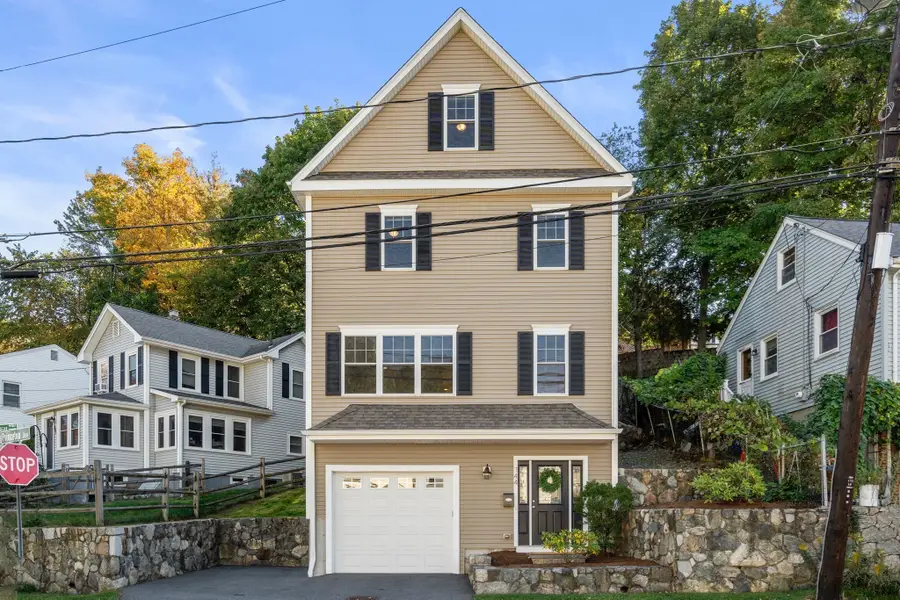 144 Princeton Ave, Waltham, MA 02151 - #2