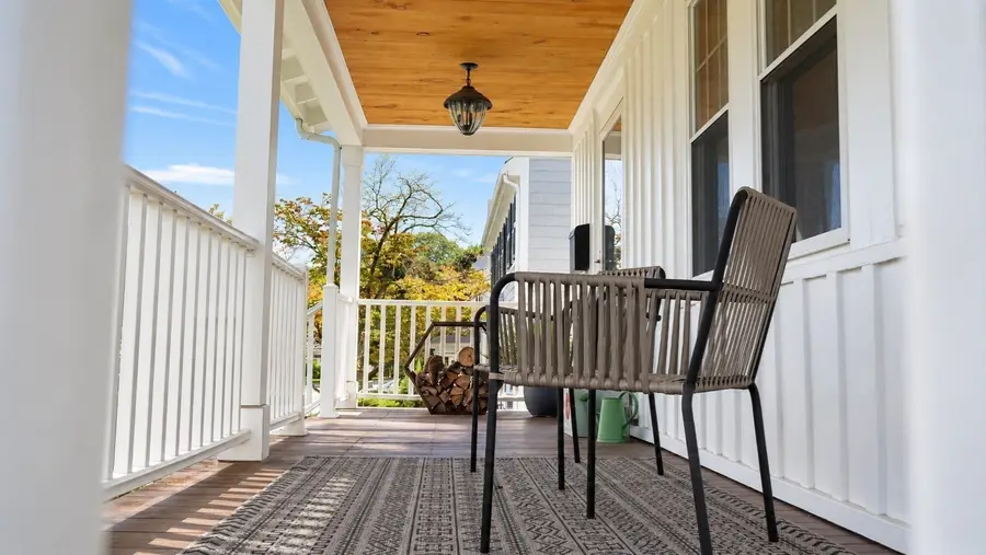 53 Aberdeen Rd, Milton, MA 02186 - #3
