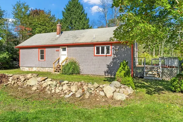 402 Beechwood St., Cohasset, MA 02025