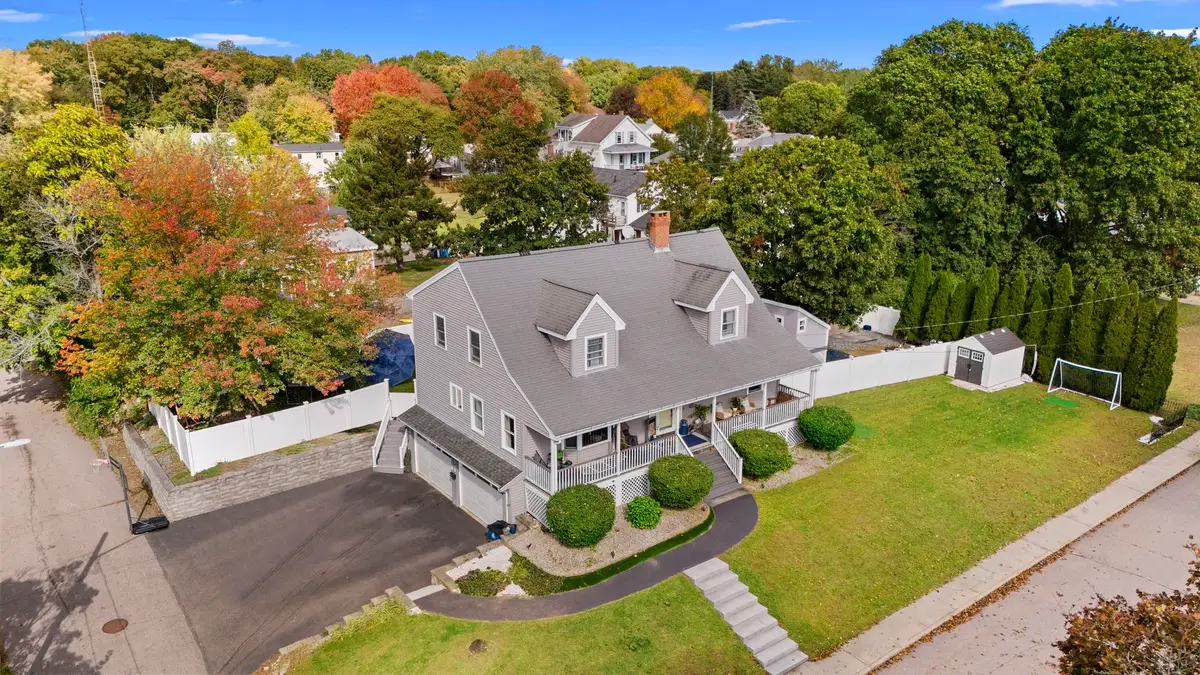 21 Milton St, Blackstone, MA 01504 - #1