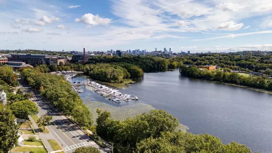 326-328 Charles River Rd, Watertown, MA 02472 - #3