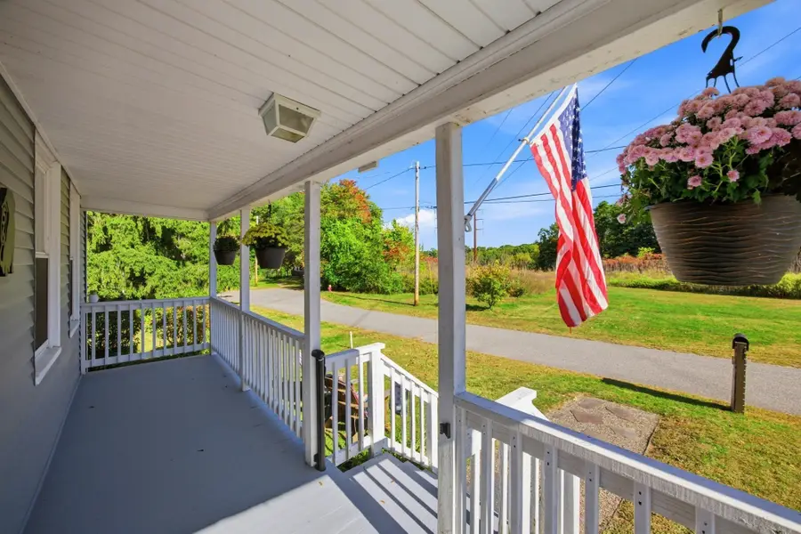 56 Lavalle Ave, Chicopee, MA 01020 - #2