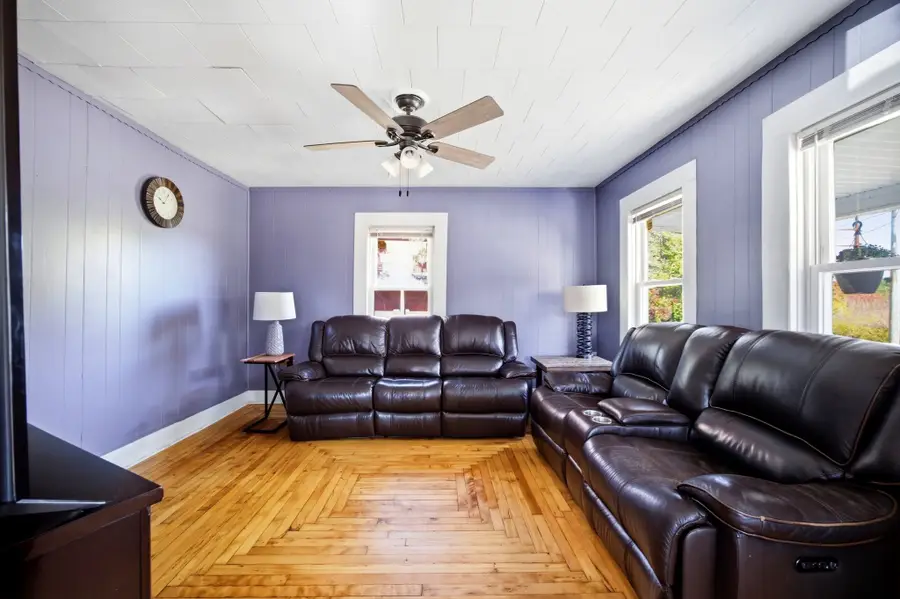 56 Lavalle Ave, Chicopee, MA 01020 - #3