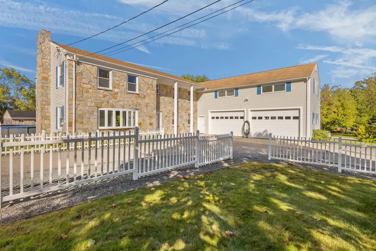 763 Wood St, Swansea, MA 02777 - #1