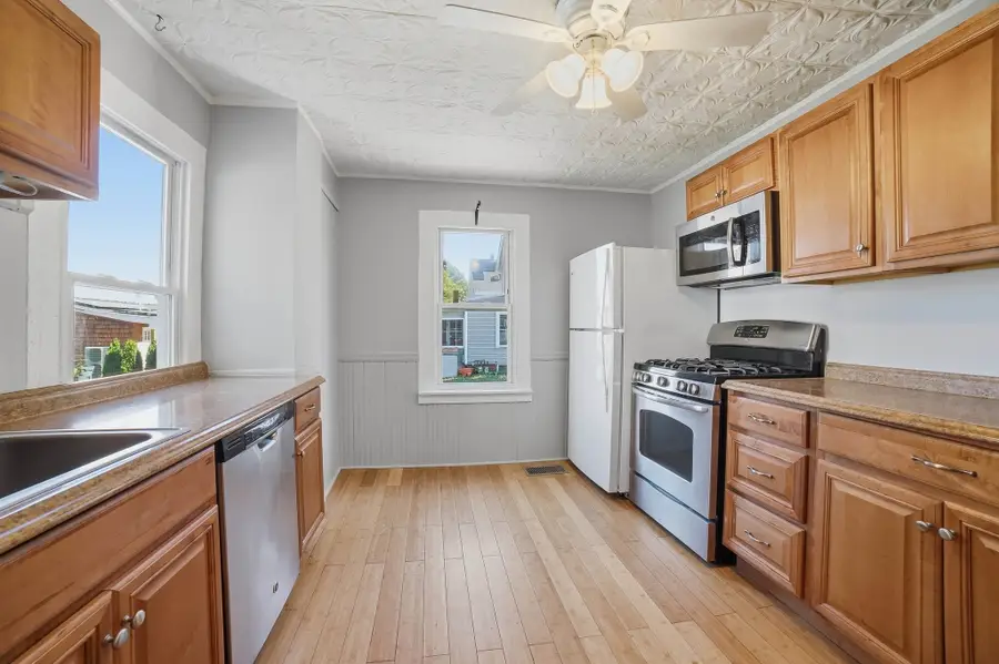 24 Collins, Amesbury, MA 01913 - #3