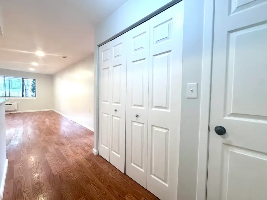 4975 Washington St #109, Boston, MA 02132 - #3