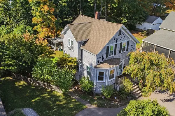 4 Prospect St, North Attleboro, MA 02760