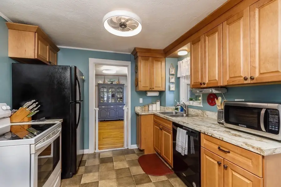 53 Elizabeth Street, Gardner, MA 01440 - #2